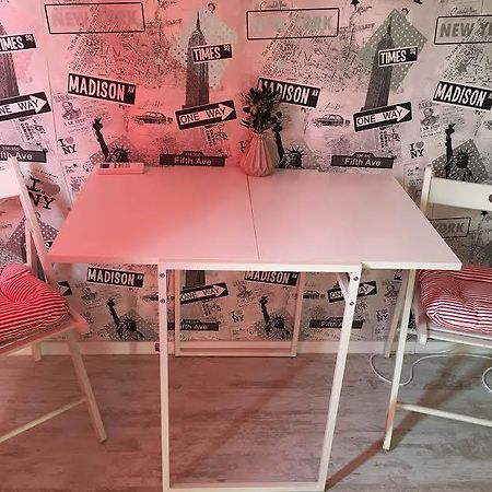Cozy Studio Bucureşti Ngoại thất bức ảnh